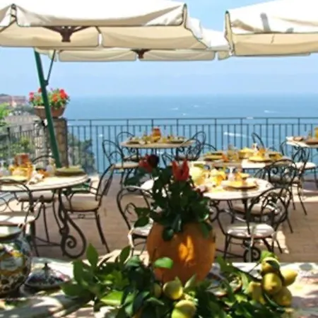 فندق مبيت وإفطار Ketty 4*