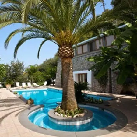 Bed & Breakfast Ketty 2*
